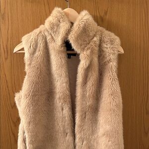 Dynamite Faux Fur Vest S-L Good Condition